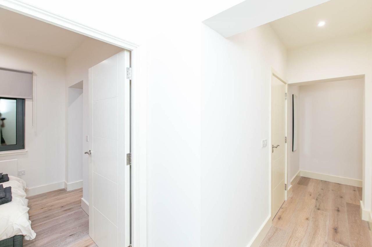 Deluxe Apartments By Heathrow Harmondsworth Exterior foto