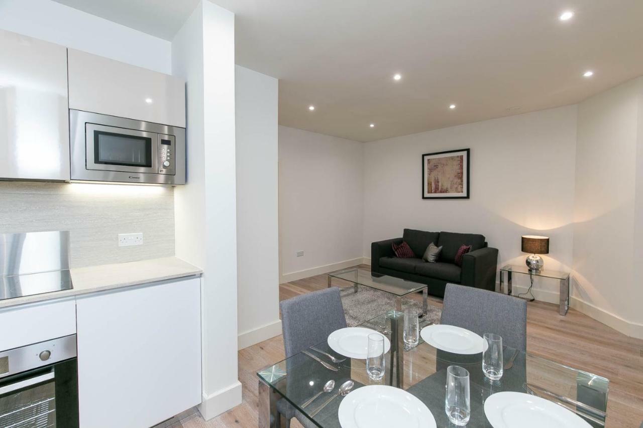 Deluxe Apartments By Heathrow Harmondsworth Exterior foto