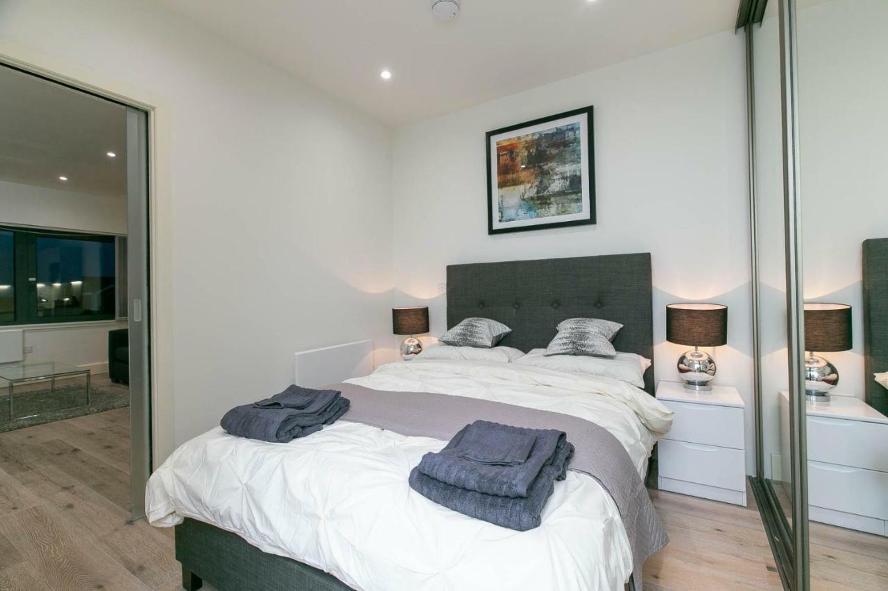 Deluxe Apartments By Heathrow Harmondsworth Exterior foto
